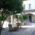 Ibis Styles Cathedrale Hotel 3*