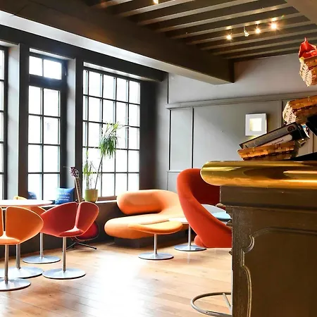 Ibis Styles Cathedrale Hotel 3*