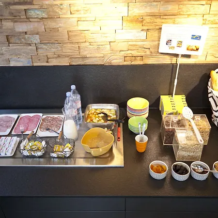 Hotel Ibis Styles Cathedrale 3*