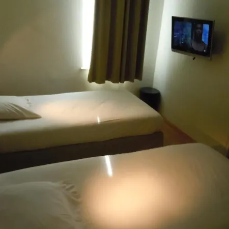 Ibis Styles Cathedrale Hotel