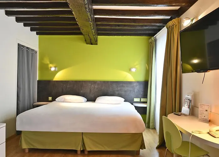 Hotel Ibis Styles Cathedrale 3*